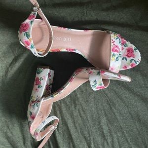 Size 6.5 madden girl heels